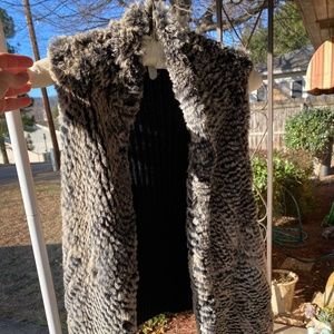 Elliatt sleeveless Rabbit fur jacket